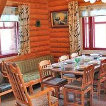 Holiday Levintahka A